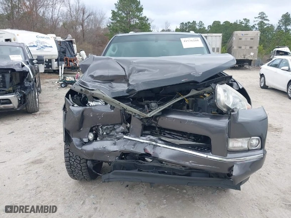 2012 Toyota 4Runner SR5 with VIN JTEBU5JR8C5108795, listed as a IAAI auction lot 41536268 with 235,273 mi miles. Bid and sale history available at carsss.com. Image 11.