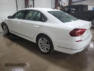 2018 Volkswagen Passat SEL Premium z VIN 1VWCA7A33JC017304, wystawiony jako Copart lot #86557824 z przebiegiem 74 001 mil mil oraz Szkoda całkowita • Salvage title. Historia ofert i sprzedaży dostępna na DreamBid. Obrazek 2.