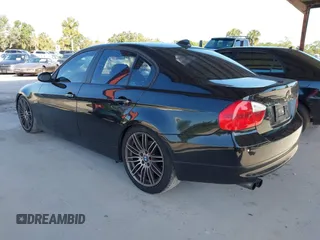 2008 BMW 3 Series 328i with VIN WBAVA37598NL45805, listed as a IAAI auction lot 42002424 with 206,402 mi miles. Bid and sale history available at carsss.com. Image 3.