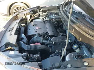 2020 Mitsubishi Outlander ES z VIN JA4AR3AU1LU015630, wystawiony jako IAAI lot #41753689 z przebiegiem 98 435 mil mil oraz . Historia ofert i sprzedaży dostępna na DreamBid. Obrazek 20.