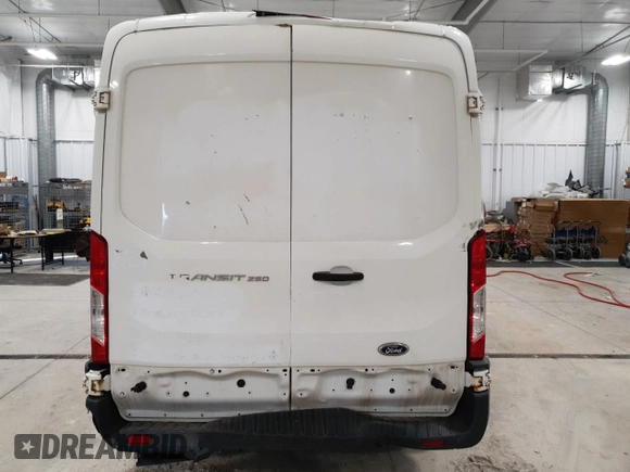 2017 Ford Transit с VIN 1FTYR2CM0HKB53223, выставлен на аукционе Copart как лот 87402734 с пробегом 224 554 миль миль и Чистый • Clean title. История ставок и продаж доступна на DreamBid. Изображение 6.