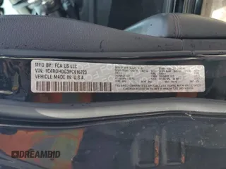 2023 Dodge Durango GT z VIN 1C4RDHDG3PC616723, wystawiony jako Copart lot #75135174 z przebiegiem Nie podano mil oraz Nie do naprawy • Non repairable. Historia ofert i sprzedaży dostępna na DreamBid. Obrazek 14.