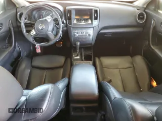 2013 Nissan Maxima SV z VIN 1N4AA5AP0DC828165, wystawiony jako Copart lot #50273595 z przebiegiem 75 755 mil mil oraz Tytuł czysty. Historia ofert i sprzedaży dostępna na DreamBid. Obrazek 8.
