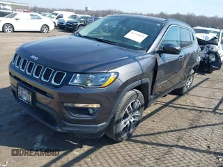 2020 Jeep Compass Latitude with VIN 3C4NJDBB9LT139429, listed as a IAAI auction lot 41795025 with 63,533 mi miles and . Bid and sale history available at carsss.com. Image 2.