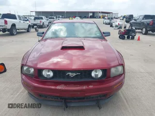 2007 Ford Mustang Deluxe with VIN 1ZVFT80N175279478, listed as a IAAI auction lot 42105526 with 167,176 mi miles. Bid and sale history available at carsss.com. Image 6.