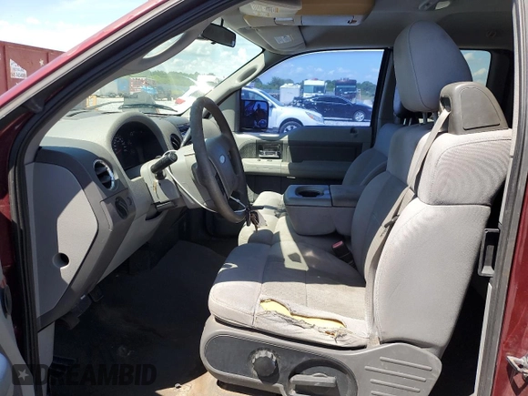 2005 Ford F-150 STX z VIN 1FTRX12W05NA27977, wystawiony jako Copart lot #51241365 z przebiegiem 161 327 mil mil oraz Szkoda całkowita • Salvage title. Historia ofert i sprzedaży dostępna na DreamBid. Obrazek 7.