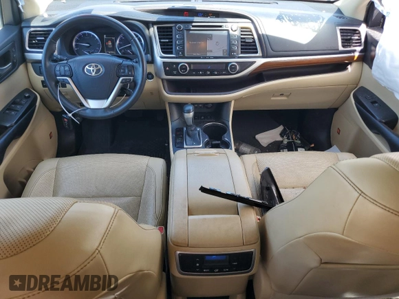 2019 Toyota Highlander Limited z VIN 5TDDZRFH3KS944285, wystawiony jako Copart lot #57176285 z przebiegiem 83 174 mil mil oraz Szkoda całkowita • Salvage title. Historia ofert i sprzedaży dostępna na DreamBid. Obrazek 8.