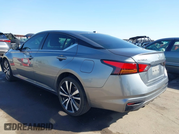 2021 Nissan Altima 2.5 SR with VIN 1N4BL4CV3MN387026, listed as a IAAI auction lot 41609914 with 75,981 mi miles. Bid and sale history available at carsss.com. Image 3.