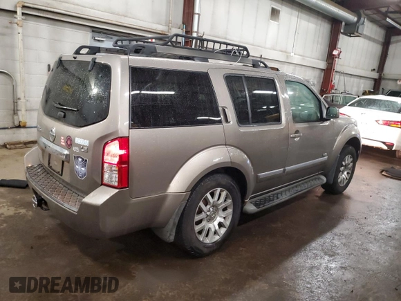 2008 Nissan Pathfinder LE with VIN 5N1BR18B08C615017, listed as a Copart auction lot 43440845 with 163,798 mi miles and Salvage Title. Bid and sale history available at carsss.com. Image 3.