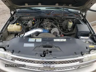 2000 Chevrolet Suburban LT with VIN 3GNFK16T2YG186019, listed as a Copart auction lot 80008534 with 260,589 mi miles and Clean Title. Bid and sale history available at carsss.com. Image 12.