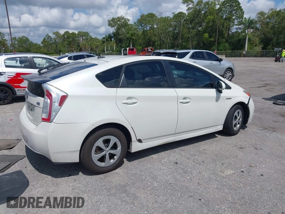2015 Toyota Prius Four z VIN JTDKN3DU5F0463995, wystawiony jako IAAI lot #42189475 z przebiegiem 152 585 mil mil oraz . Historia ofert i sprzedaży dostępna na DreamBid. Obrazek 4.