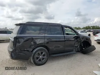2021 Ford Expedition XL with VIN 1FMJU1FTXMEA55897, listed as a Copart auction lot 70599144 with 29,274 mi miles and Salvage Title. Bid and sale history available at carsss.com. Image 3.
