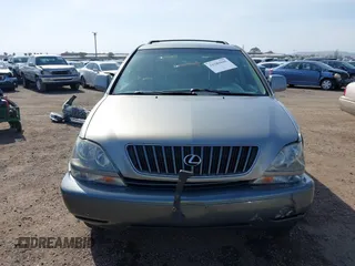 2000 Lexus RX 300 with VIN JT6GF10U0Y0055671, listed as a IAAI auction lot 41589845 with 214,320 mi miles and . Bid and sale history available at DreamBid. Image 12.