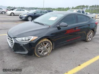 2017 Hyundai Elantra SE with VIN 5NPD84LF4HH142934, listed as a IAAI auction lot 41951002 with 185,116 mi miles. Bid and sale history available at carsss.com. Image 18.