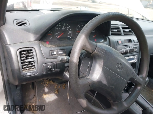 1999 Nissan Maxima GXE с VIN JN1CA21D7XT207262, выставлен на аукционе IAAI как лот 41926037 с пробегом 45 516 миль миль и . История ставок и продаж доступна на DreamBid. Изображение 7.
