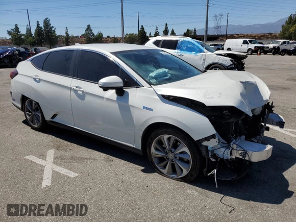 2019 Honda Clarity Plug-In Hybrid with VIN JHMZC5F18KC003210, listed as a Copart auction lot 68538854 with 104,229 mi miles and Salvage Title. Bid and sale history available at carsss.com. Image 4.