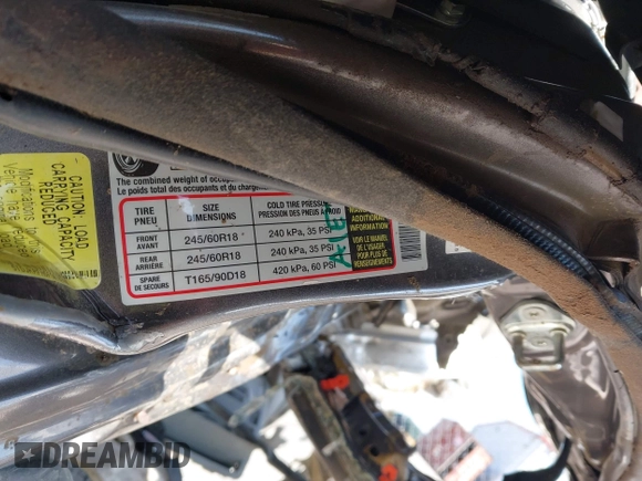 2015 Toyota Highlander XLE z VIN 5TDJKRFH5FS076786, wystawiony jako IAAI lot #41848891 z przebiegiem Nie podano mil oraz . Historia ofert i sprzedaży dostępna na DreamBid. Obrazek 9.
