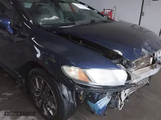 2010 Honda Civic Sdn EX with VIN 19XFA1F88AE008804, listed as a IAAI auction lot 41720695 with 221,503 mi miles. Bid and sale history available at carsss.com. Image 6.
