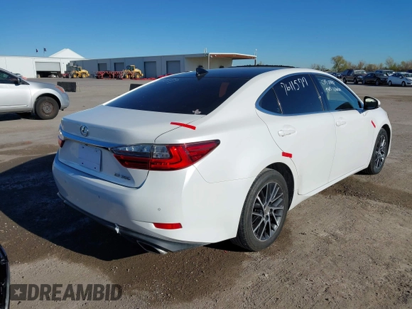 2016 Lexus ES 330 z VIN JTHBK1GG1G2246533, wystawiony jako IAAI lot #41056018 z przebiegiem 66 018 mil mil oraz . Historia ofert i sprzedaży dostępna na DreamBid. Obrazek 4.