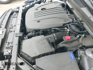 2024 Volvo S60 Plus Dark Theme z VIN 7JRL12FL7RG318758, wystawiony jako IAAI lot #42419257 z przebiegiem 18 937 mil mil oraz . Historia ofert i sprzedaży dostępna na DreamBid. Obrazek 19.