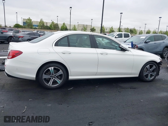 2020 Mercedes-Benz E 350 with VIN WDDZF8DB4LA745452, listed as a IAAI auction lot 42164224 with 53,934 mi miles and . Bid and sale history available at DreamBid. Image 14.