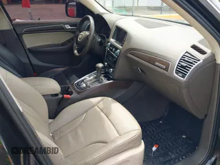 2016 Audi Q5 Premium Plus with VIN WA1L2AFP6GA027221, listed as a IAAI auction lot 42052002 with 90,813 mi miles. Bid and sale history available at carsss.com. Image 5.