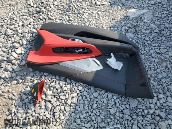 2021 Chevrolet Corvette 2LT with VIN 1G1YB2D47M5120014, listed as a Copart auction lot 61862085 with Not provided miles and Salvage title. Bid and sale history available at DreamBid. Image 12.