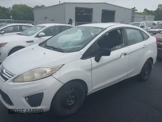 2011 Ford Fiesta SE с VIN 3FADP4BJ5BM207435, выставлен на аукционе IAAI как лот 42216633 с пробегом 147 812 миль миль и . История ставок и продаж доступна на DreamBid. Изображение 2.