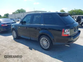 2011 Land Rover Range Rover Sport HSE z VIN SALSF2D4XBA704549, wystawiony jako IAAI lot #42641832 z przebiegiem 245 162 mil mil oraz . Historia ofert i sprzedaży dostępna na DreamBid. Obrazek 3.