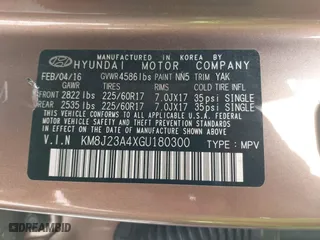 2016 Hyundai Tucson SE with VIN KM8J23A4XGU180300, listed as a IAAI auction lot 42123067 with 123,804 mi miles. Bid and sale history available at carsss.com. Image 9.