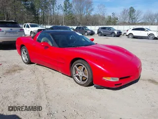 1998 Chevrolet Corvette with VIN 1G1YY22G2W5120758, listed as a IAAI auction lot 41829739 with 223,507 mi miles. Bid and sale history available at carsss.com. Image 1.