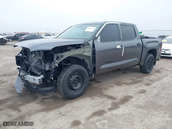 2025 Toyota Tundra 4WD SR with VIN 5TFLA5DB0SX255714, listed as a IAAI auction lot 41530467 with 1,396 mi miles. Bid and sale history available at carsss.com. Image 18.