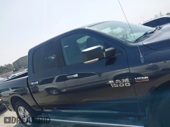 2013 Ram 1500 Outdoorsman with VIN 1C6RR7LT1DS694579, listed as a IAAI auction lot 41831988 with 194,177 mi miles. Bid and sale history available at carsss.com. Image 13.
