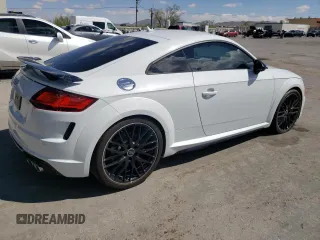 2022 Audi TTS z VIN TRUA1AFV8N1002984, wystawiony jako Copart lot #69760994 z przebiegiem 23 758 mil mil oraz Szkody całkowita. Historia ofert i sprzedaży dostępna na DreamBid. Obrazek 3.