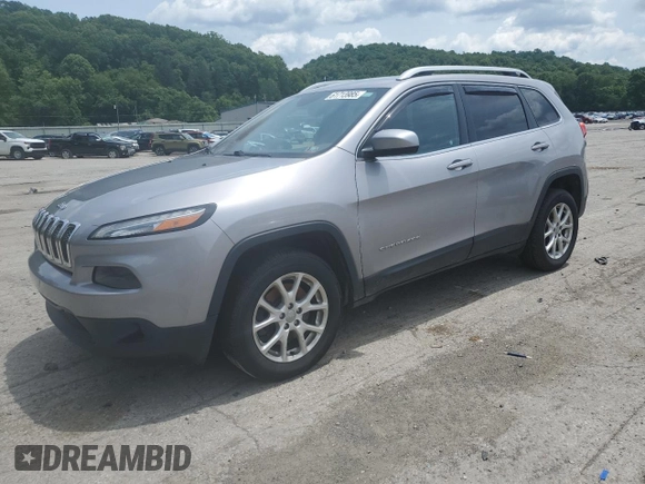 2017 Jeep Cherokee Latitude z VIN 1C4PJMCS0HD224115, wystawiony jako Copart lot #61713985 z przebiegiem 83 421 mil mil oraz Szkoda całkowita • Salvage title. Historia ofert i sprzedaży dostępna na DreamBid. Obrazek 1.