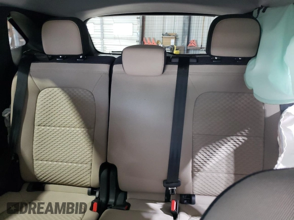 2021 Ford Escape SE with VIN 1FMCU9G63MUA18583, listed as a Copart auction lot 59204785 with 40,541 mi miles and Salvage title. Bid and sale history available at DreamBid. Image 10.