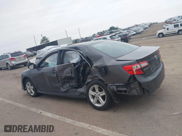 2014 Toyota Camry L with VIN 4T1BF1FKXEU813606, listed as a IAAI auction lot 41528889 with 252,866 mi miles. Bid and sale history available at carsss.com. Image 14.