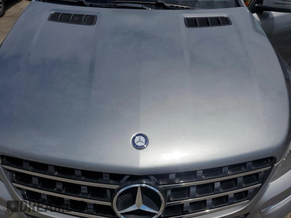 2013 Mercedes-Benz M 350 with VIN 4JGDA5HB1DA232944, listed as a Copart auction lot 63084265 with 134,284 mi miles and Clean title. Bid and sale history available at DreamBid. Image 12.