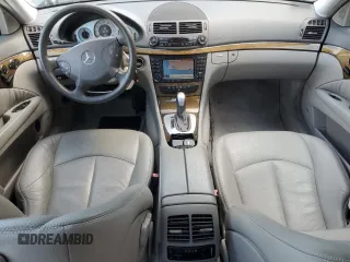 2005 Mercedes-Benz E 500 z VIN WDBUF70J65A615511, wystawiony jako Copart lot #47146855 z przebiegiem 145 221 mil mil oraz Szkoda całkowita • Salvage title. Historia ofert i sprzedaży dostępna na DreamBid. Obrazek 8.