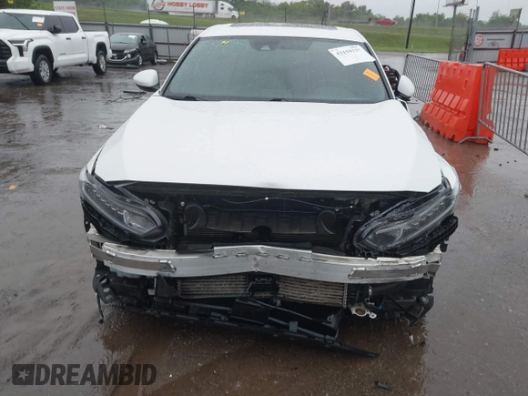 2019 Honda Accord Sport z VIN 1HGCV2F38KA034651, wystawiony jako IAAI lot #42159337 z przebiegiem 112 245 mil mil oraz . Historia ofert i sprzedaży dostępna na DreamBid. Obrazek 13.