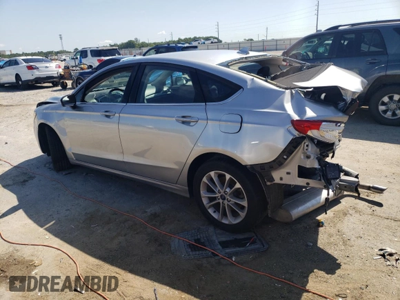 2020 Ford Fusion SE with VIN 3FA6P0HD4LR228218, listed as a Copart auction lot 60694665 with 32,060 mi miles and Non repairable. Bid and sale history available at DreamBid. Image 2.
