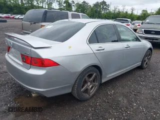 2006 Acura TSX with VIN JH4CL96806C032085, listed as a IAAI auction lot 42340329 with Not provided miles and . Bid and sale history available at DreamBid. Image 4.