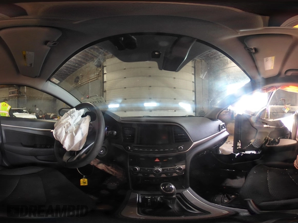 2020 Hyundai Elantra SEL z VIN 5NPD84LF6LH536895, wystawiony jako IAAI lot #41582103 z przebiegiem 15 533 mil mil oraz . Historia ofert i sprzedaży dostępna na DreamBid. Obrazek 18.