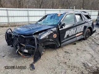 2024 Ford Police Interceptor Utility z VIN 1FM5K8AB5RGA30447, wystawiony jako Copart lot #43922145 z przebiegiem Nie podano mil oraz Szkody całkowita. Historia ofert i sprzedaży dostępna na DreamBid. Obrazek 1.