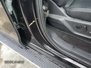 2023 Ford Expedition XLT с VIN 1FMJU1J86PEA13220, выставлен на аукционе Copart как лот 73659844 с пробегом Не указан миль и Списание • Salvage title. История ставок и продаж доступна на DreamBid. Изображение 13.
