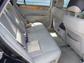 2005 Toyota Avalon XL with VIN 4T1BK36B55U002755, listed as a IAAI auction lot 42234170 with 290,587 mi miles and . Bid and sale history available at DreamBid. Image 8.