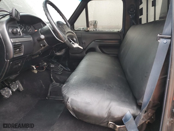 1995 Ford F-250 with VIN 2FTHF26F8SCA70723, listed as a Copart auction lot 86729074 with 206,050 mi miles and Salvage Title. Bid and sale history available at carsss.com. Image 7.