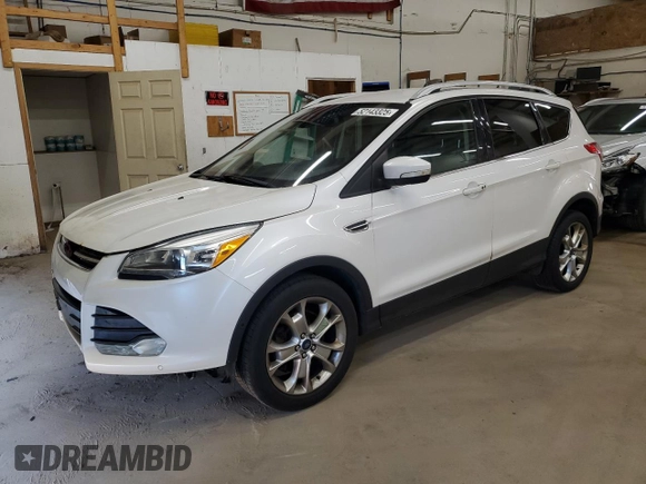 2014 Ford Escape Titanium with VIN 1FMCU9J94EUE52922, listed as a Copart auction lot 52143325 with 193,819 mi miles and Salvage Title. Bid and sale history available at carsss.com. Image 1.