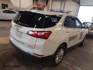 2020 Chevrolet Equinox LT with VIN 2GNAXUEVXL6160028, listed as a IAAI auction lot 41109516 with 129,508 mi miles. Bid and sale history available at carsss.com. Image 4.