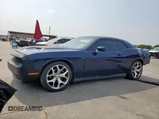 2015 Dodge Challenger SXT Plus z VIN 2C3CDZBG1FH809774, wystawiony jako Copart lot #57521245 z przebiegiem 134 614 mil mil oraz Szkoda całkowita • Salvage title. Historia ofert i sprzedaży dostępna na DreamBid. Obrazek 1.